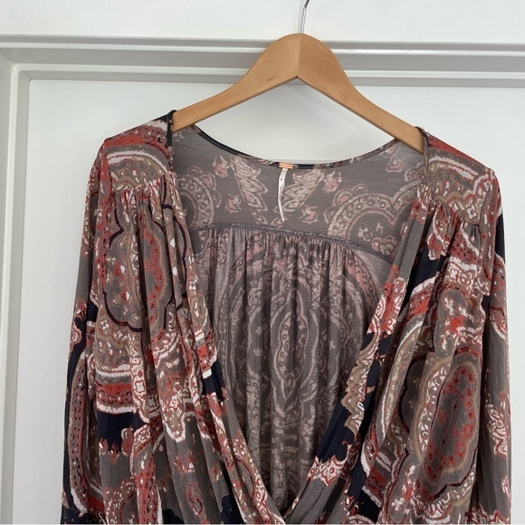 Free People Fiona Boho Long Sleeve Top Size M - Picture 3 of 8